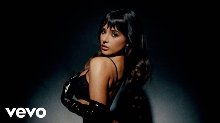 Canción Mereces de la Cantante Californiana Becky G