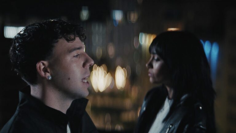 Canción Gran Vía del Cantante Urbano español Quevedo y la Cantautora Aitana