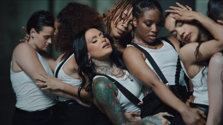 Álbum Crash de la Cantante Estadounidense Kehlani