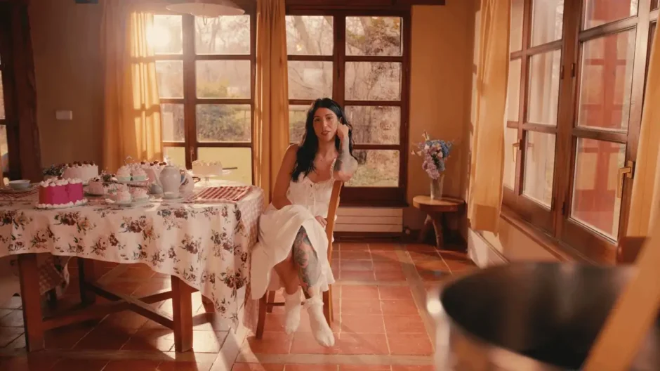 Mi mejor versión de Bely Basarte: crecer después de una despedida visto en Estreno Musical