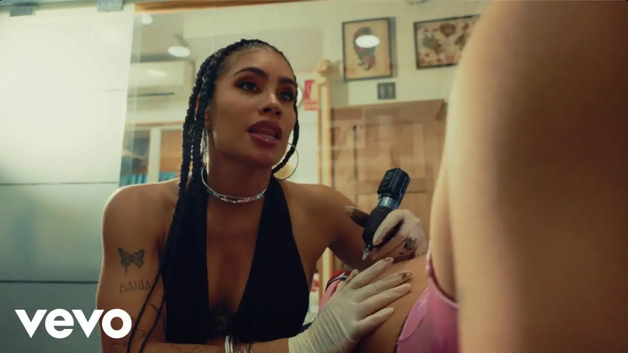 La Señorita - Stefanny Moreno: rebeldía nocturna, deseo sin etiquetas y secreto entre dos | Música Urbana Latina | EstrenoMusical