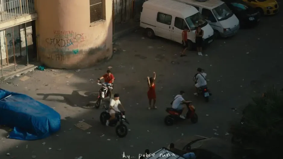 Pobre Niña de Vera GRV retrata una relación tóxica marcada por la dependencia emocional y la violencia, donde el amor se confunde con el daño y el miedo | Canciones Nuevas | Estreno Musical