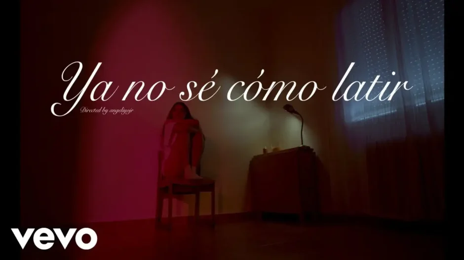 Ya No Sé Cómo Latir de Denna: cuando una relación te deja rota por dentro y ya no sabes cómo volver a sentir paz escuchado en Estreno Musical