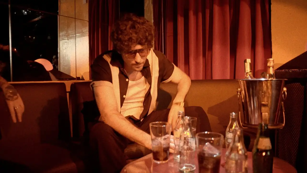 Roto de Corazón de Amatria: reconstruirse cuando el amor ya no está escuchado en Estreno Musical