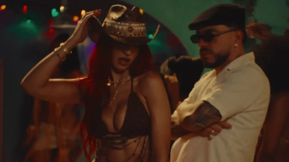 La Monda de De La Rose y Ryan Castro: una historia de deseo, fiesta y conexión instantánea escuchado en Estreno Musical