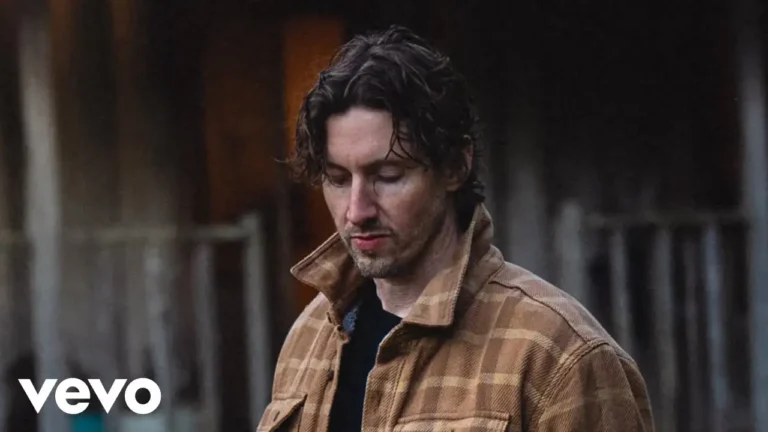 From Ember To Ash To Smoke de Dean Lewis: cuando un amor que parecía eterno termina desapareciendo en un instante