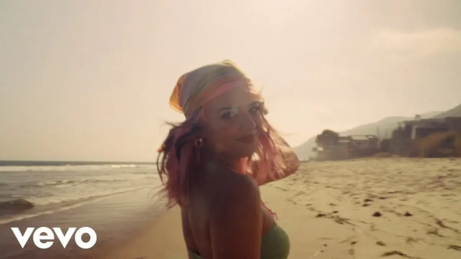 Malibú de Delilah: una escapada romántica entre el mar, el verano y el amor escuchado en Estreno Musical