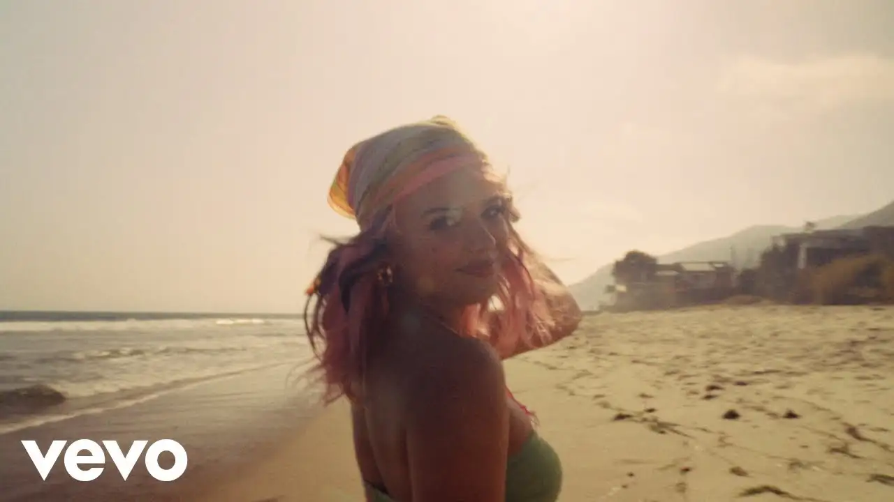 Malibú de Delilah: una escapada romántica entre el mar, el verano y el amor escuchado en Estreno Musical