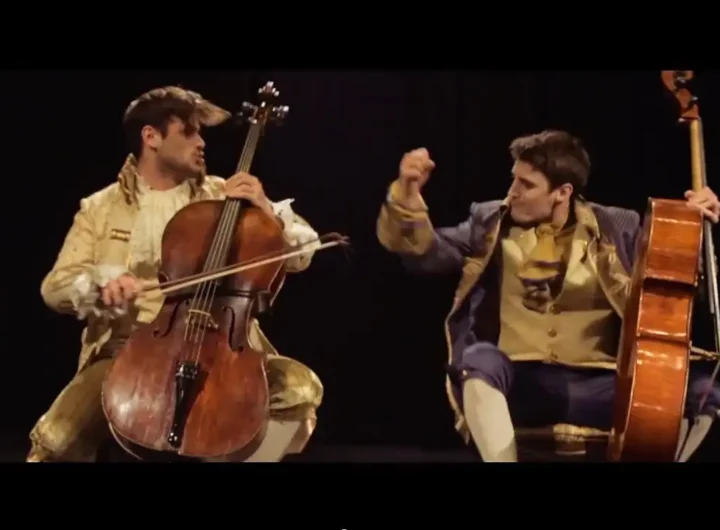 2CELLOS convierten un clásico de AC/DC en una descarga de rock con violonchelos “Thunderstruck”