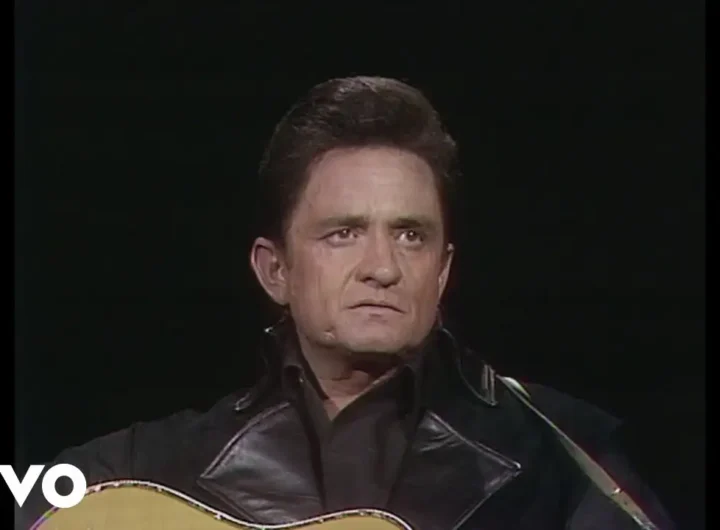 El hombre de negro que cantó a los olvidados, Johnny Cash