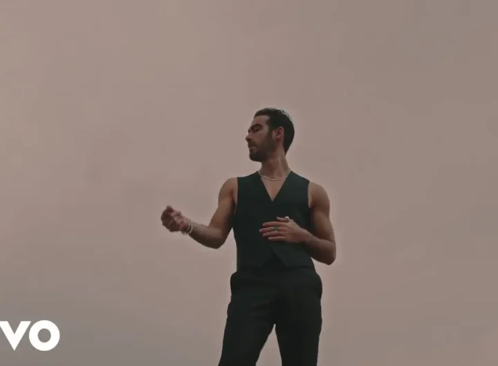 Mich Duval se pregunta quién decidió que aquel amor terminara siendo un "Casi Algo"