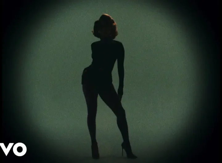 Victoria Monét convierte la tensión en puro deseo retro con "Juicy"