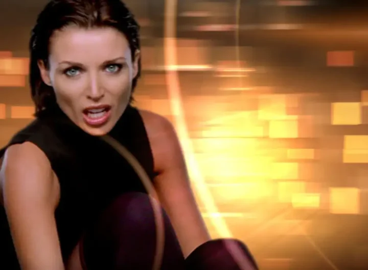 Dannii Minogue cumple hoy 55 años: la reina del dance-pop que se reinventó como icono televisivo y sigue marcando el ritmo