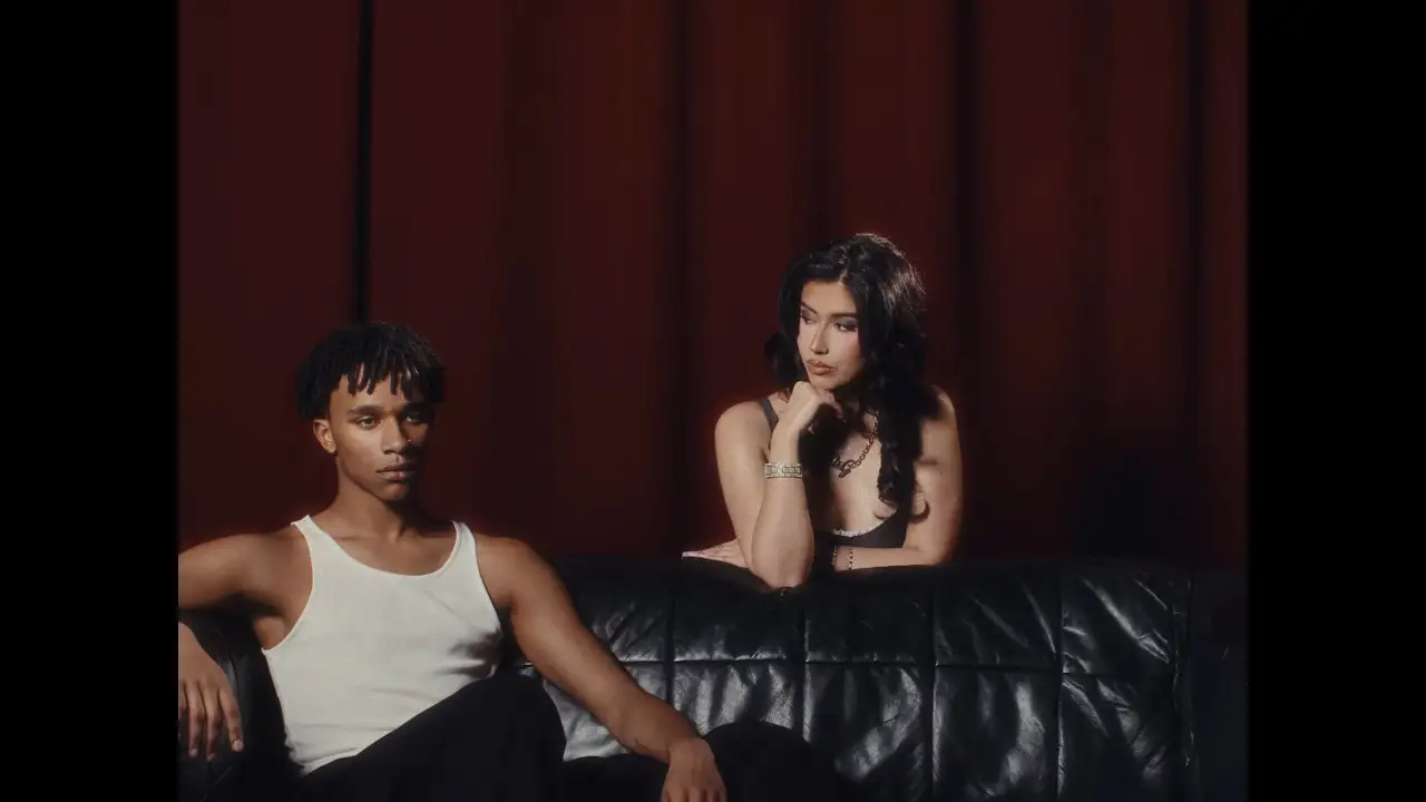 Naiara Moore se hace la dura, pero hay una piel que siempre consigue hacerla volver en "I Love It"